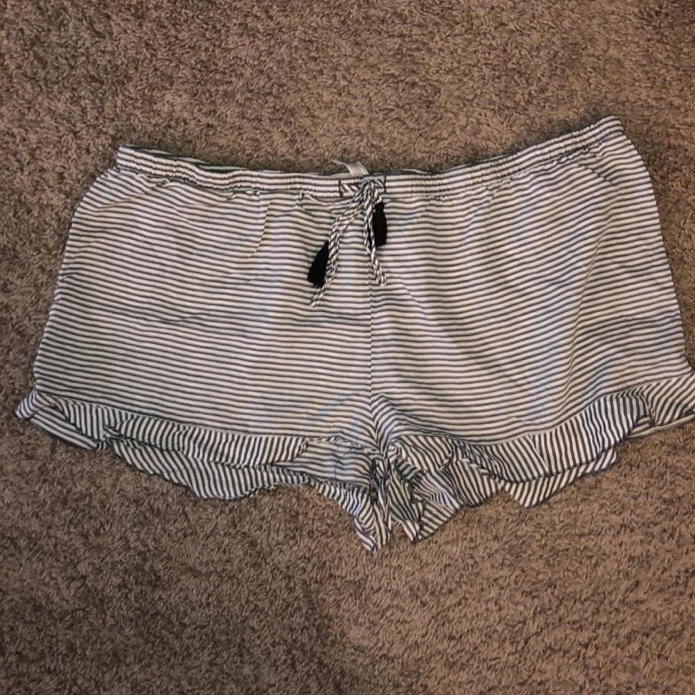 Ruffle Sleep Short